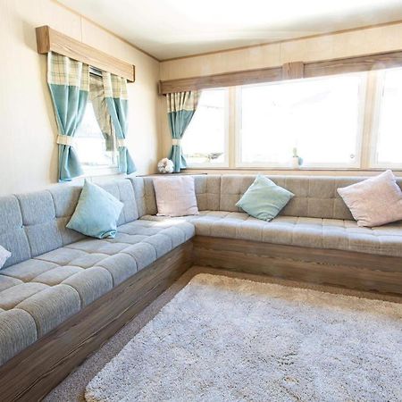 Caravan In Haven Marton Mere Holiday Park Blackpool Ngoại thất bức ảnh