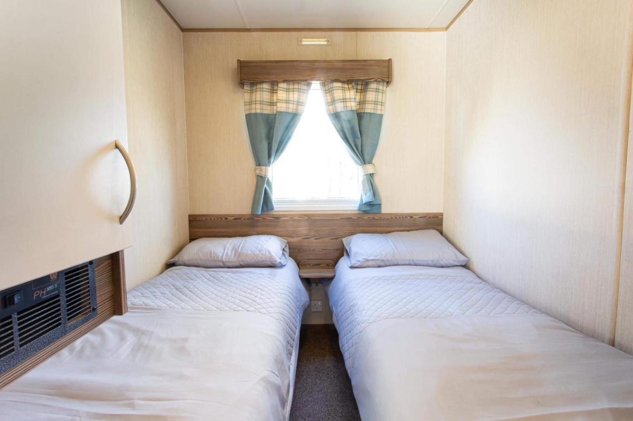Caravan In Haven Marton Mere Holiday Park Blackpool Ngoại thất bức ảnh