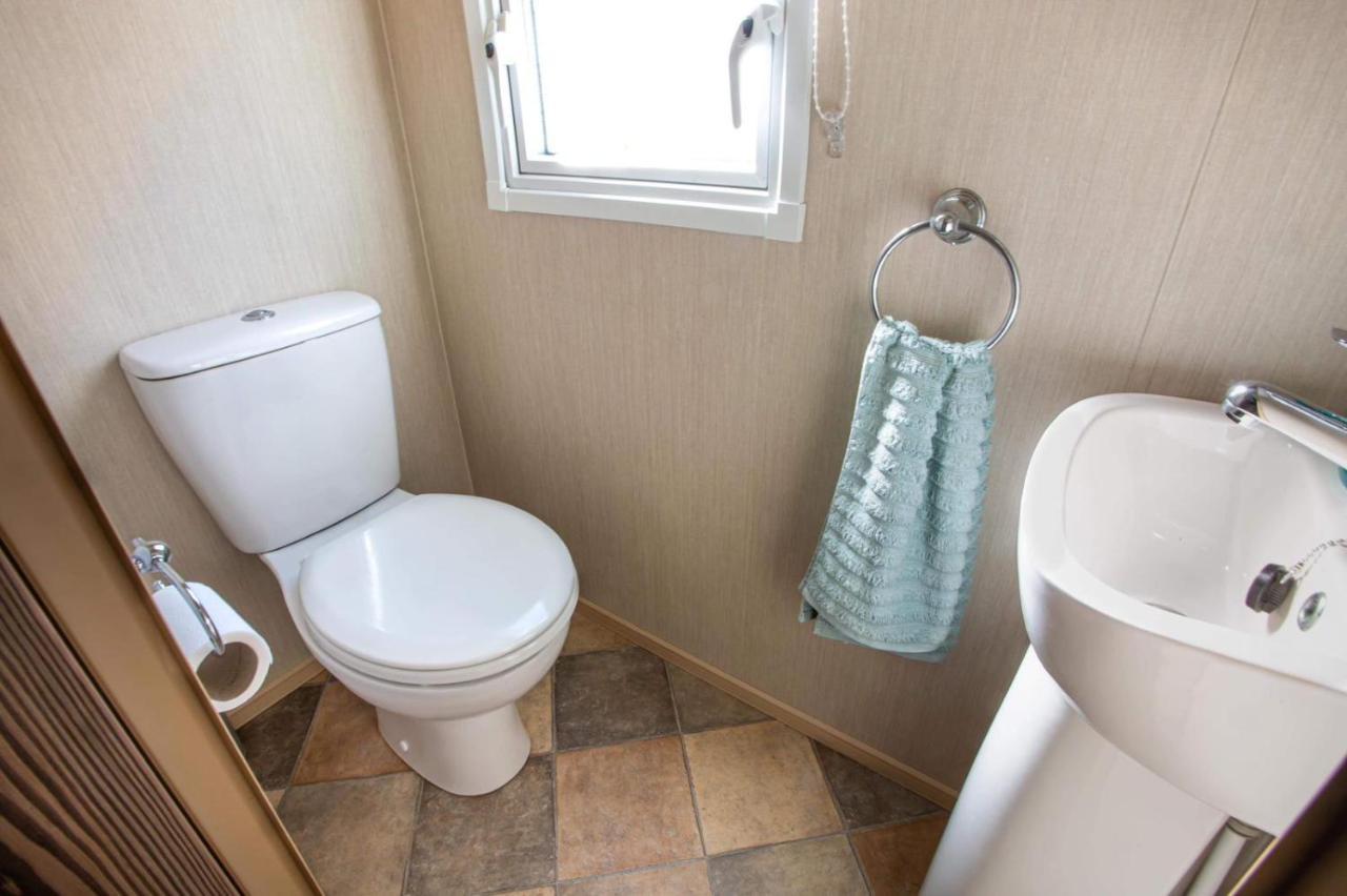 Caravan In Haven Marton Mere Holiday Park Blackpool Ngoại thất bức ảnh